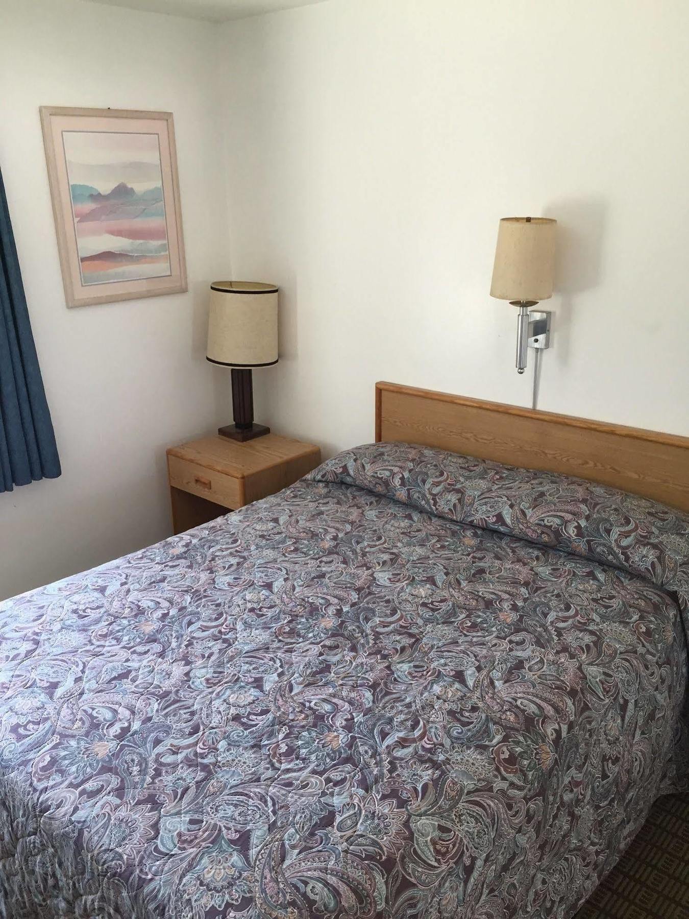 Centre Motel Элко Экстерьер фото